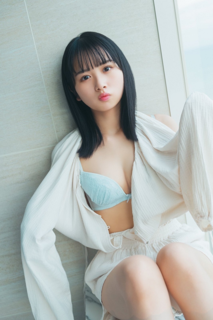日向坂46上村ひなの写真集5 日向坂46上村ひなの写真集5