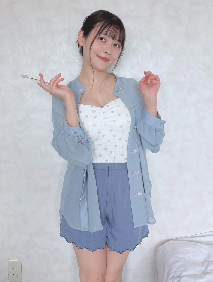 上坂すみれおっぱい1 上坂すみれおっぱい1