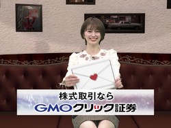 美人ハーフモデルの菜波が番組ビジネスクリックでミニスカパンチラ