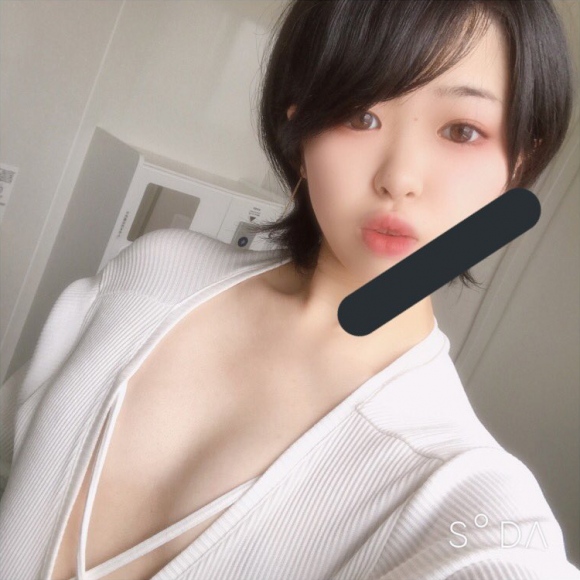 童顔貧乳5
