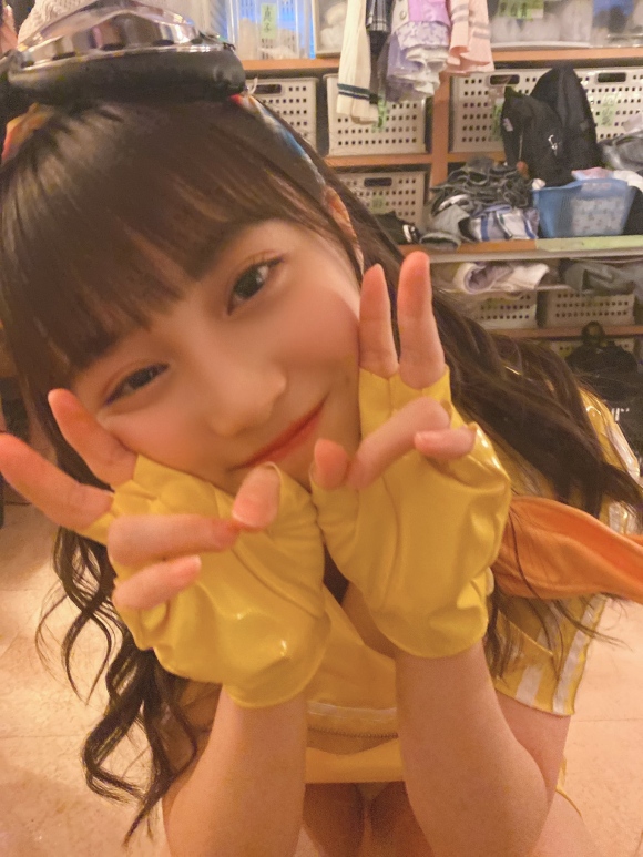 山田杏華パンチラ1