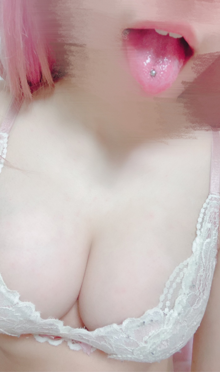ピンク髪おっぱい裸9