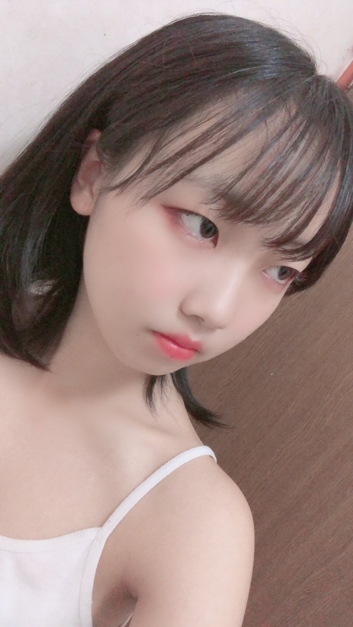 童顔女子5
