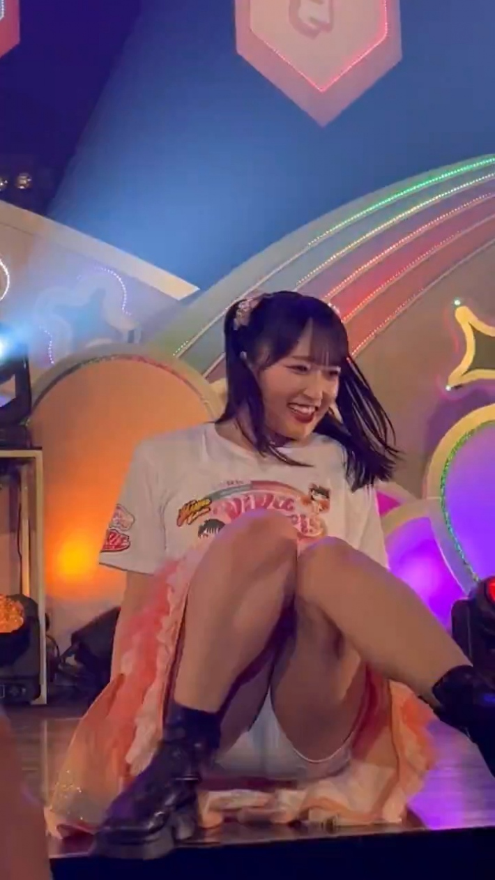 久保田未夢パンチラ1