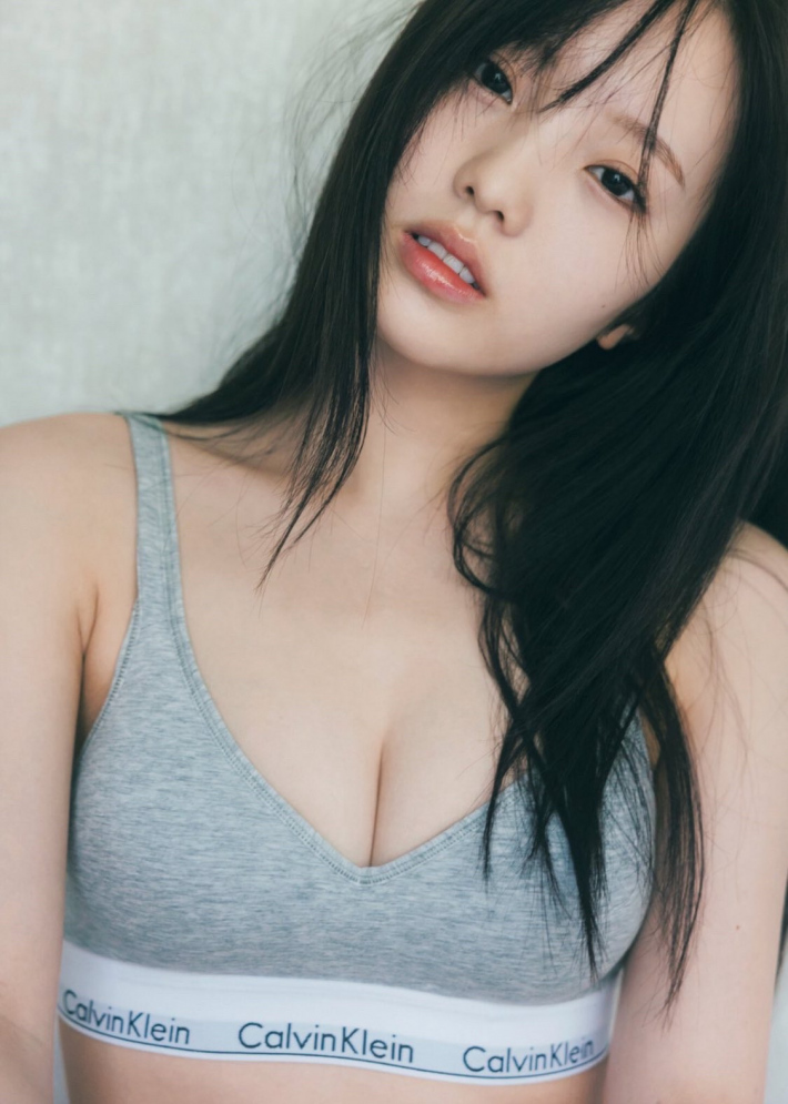 本田真凜カルバンクライン巨乳0