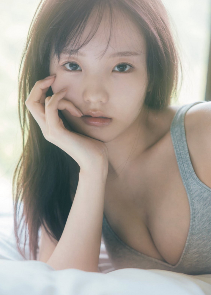 本田真凜カルバンクライン巨乳2