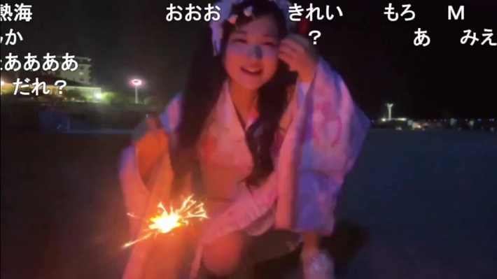 配信者しちゅー。パンチラ10