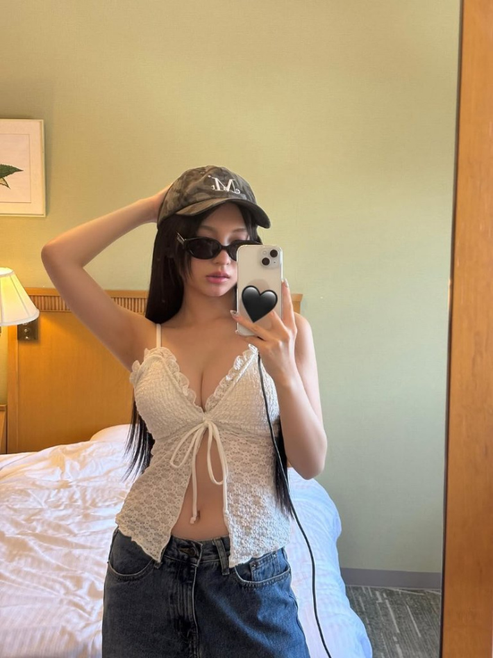 CANDY TUNE桐原美月おっぱい4