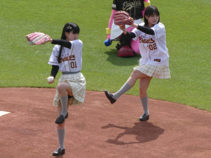 虹ヶ咲声優パンチラ6